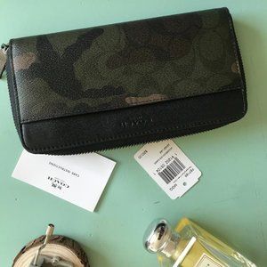 Coach Long Leather Wallet Military Design NWT